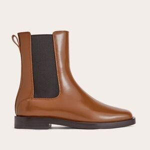 Everlane Chelsea Boot in Rum, Size 9